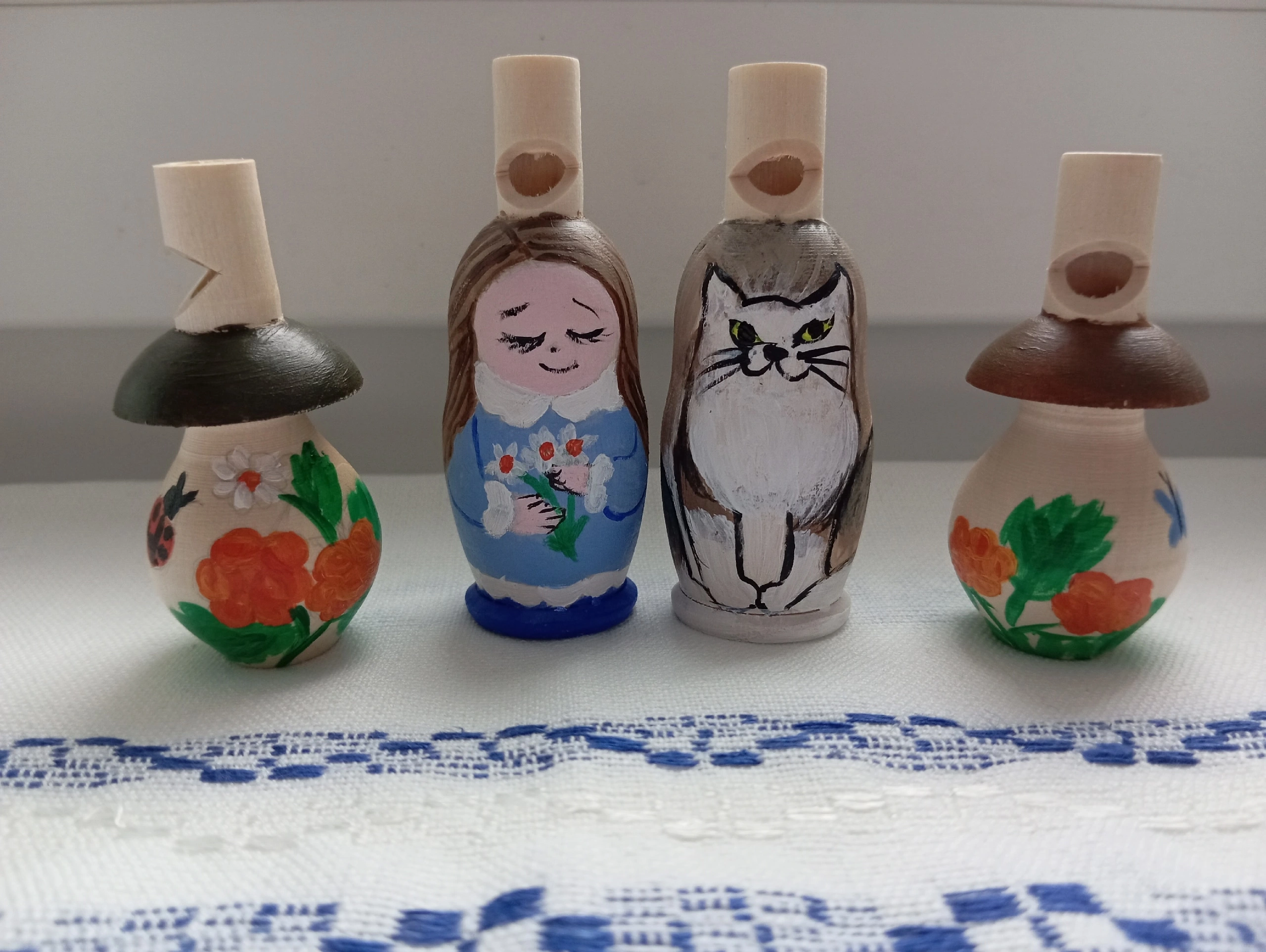 Расписные изделия из дерева
